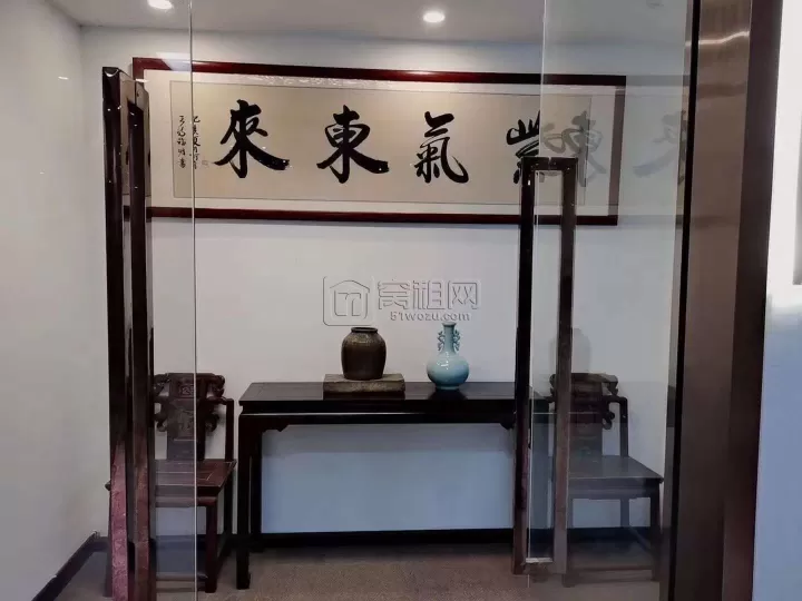 南苑环球酒店办公出租206平米